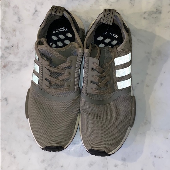 nmd_r1 shoes raw khaki